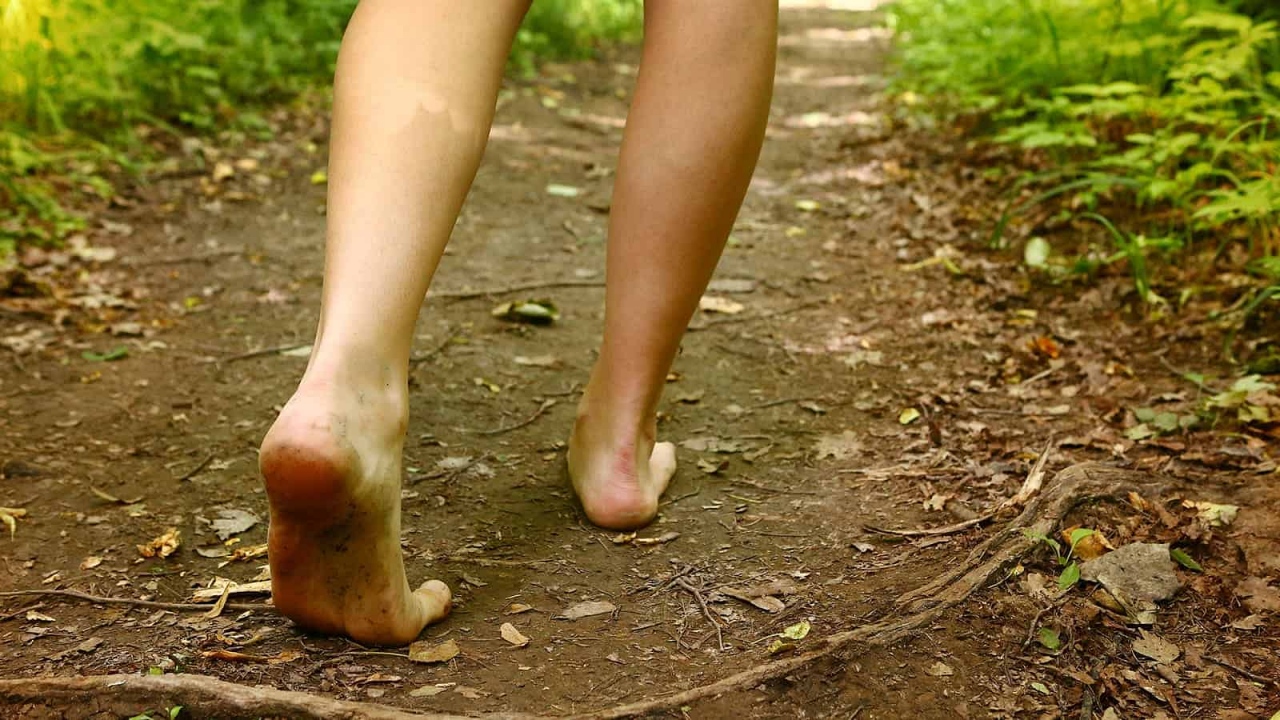 power of positivity Scientists-Explain-What-Happens-To-Your-Body-When-You-Walk-Barefoot