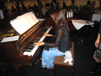 Francois and pianist onboard Symphony Moderna