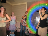 Soness, Kelly, Tomoko, Ken karaoke