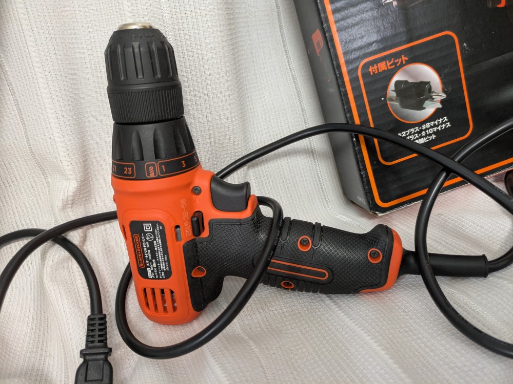 BLACK+DECKER corded drill driver KR112