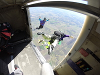 044 Rob first skydive Lin first