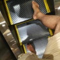 2019 sep 28 bare legs feet climbing escalator