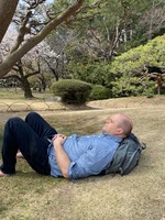 2020 mar 22 shinjuku gyoen meditation deneys sleep meditating