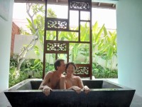 2024 oct 04 bali tub kiss for you 1000