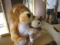 Eating ice cream with Marcus at The Peak in Hong Kong 21 June 2008