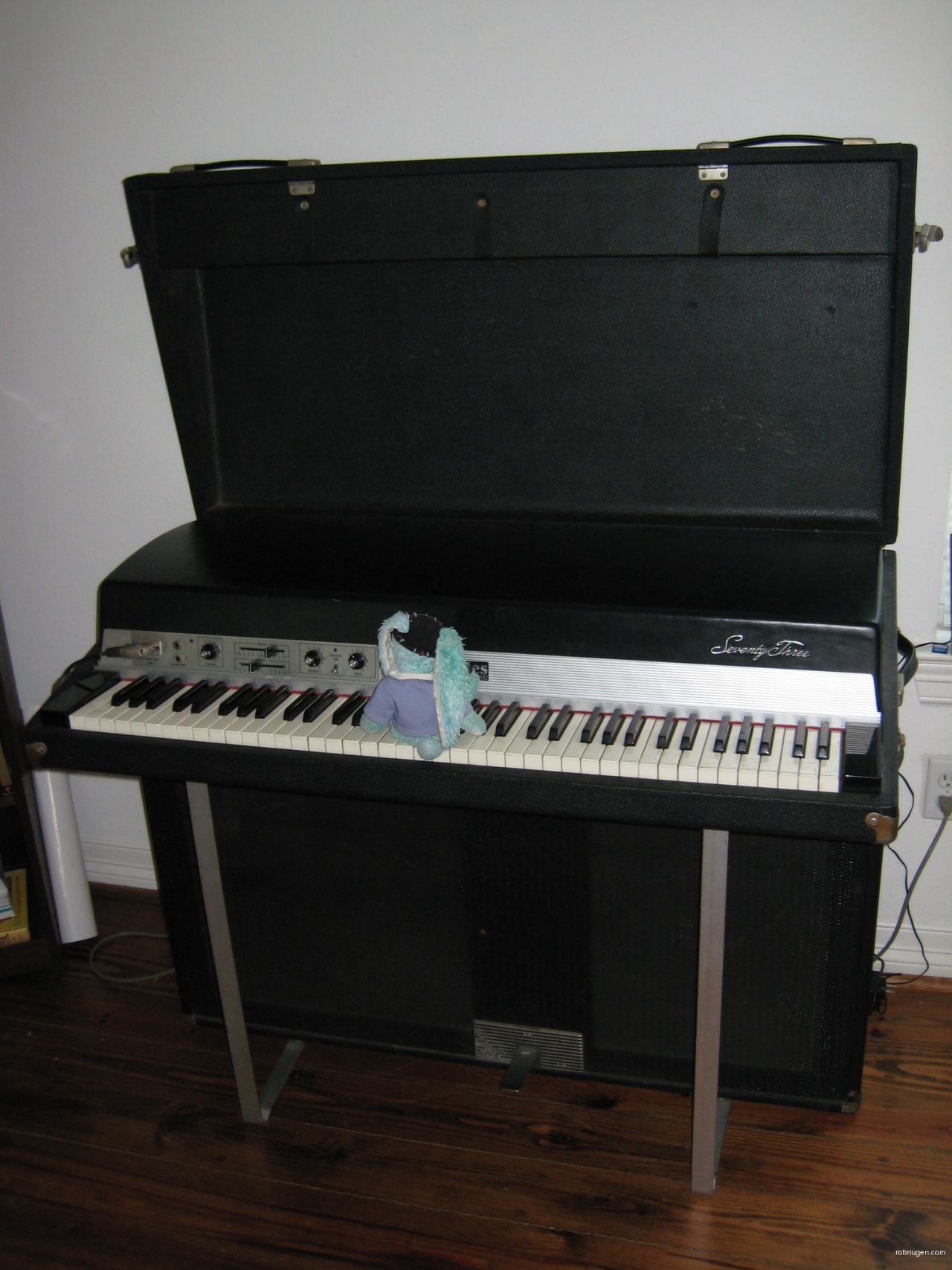 Francois and vintage Rhodes 73 keys - 1