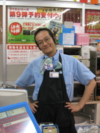 Francois wearing Tsunashima's apron