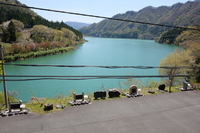 2021 apr 27 12:23:14 markers overlooking lake