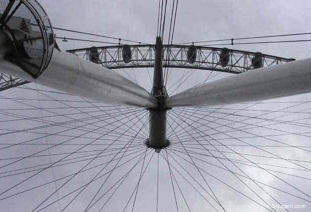 31805up london eye