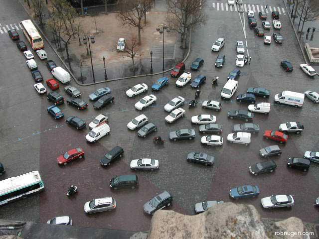 32145traffic_from_Arc_dTriumph