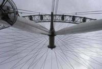 31805up london eye