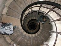 32142stairs_up_Arc_dTriumph