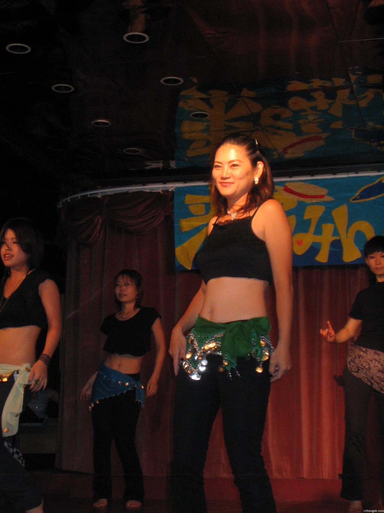 Kin belly dancer