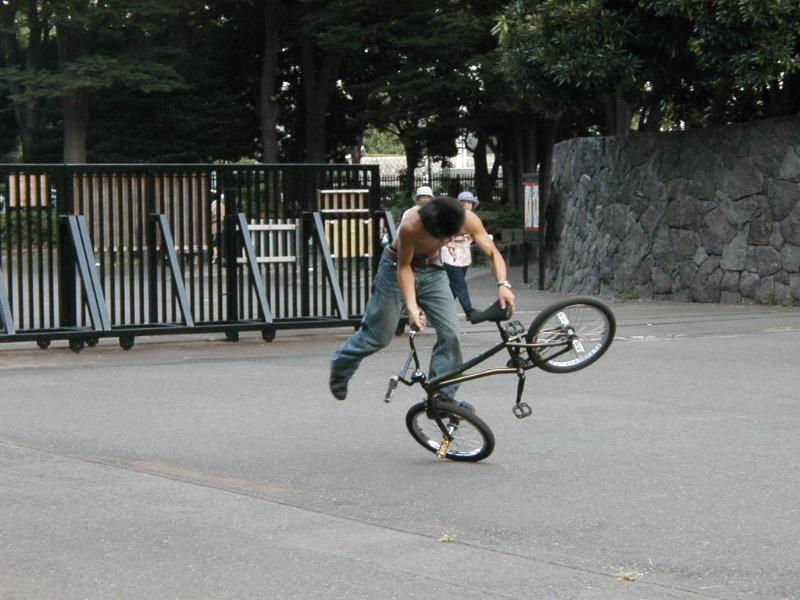 bike tricks