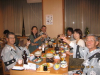 group_in_restaurant