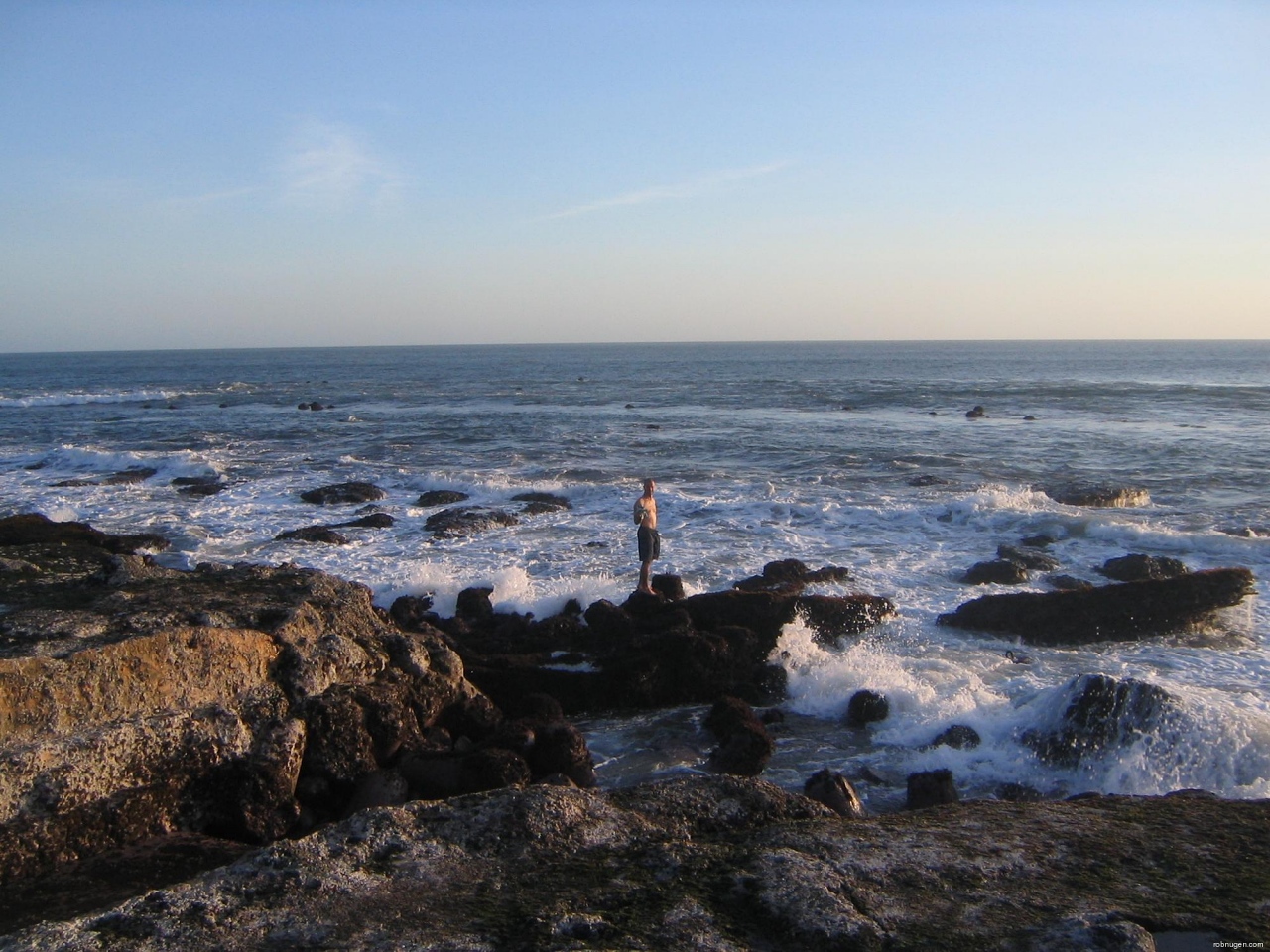 lot of waves at Tanah Lot - 4