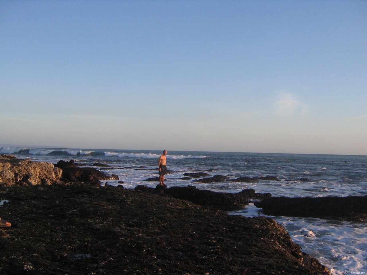 lot of waves at Tanah Lot - 7